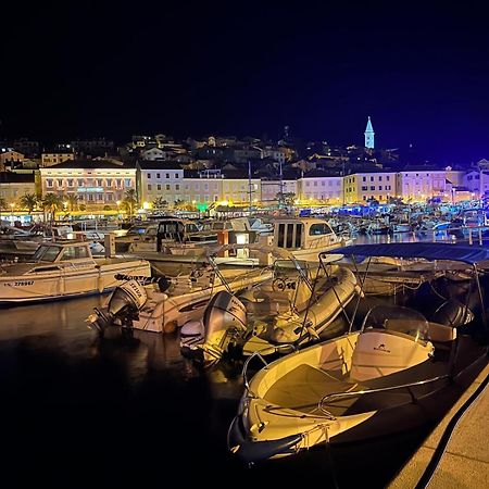 Season4All Apartments Mali Losinj Exterior photo