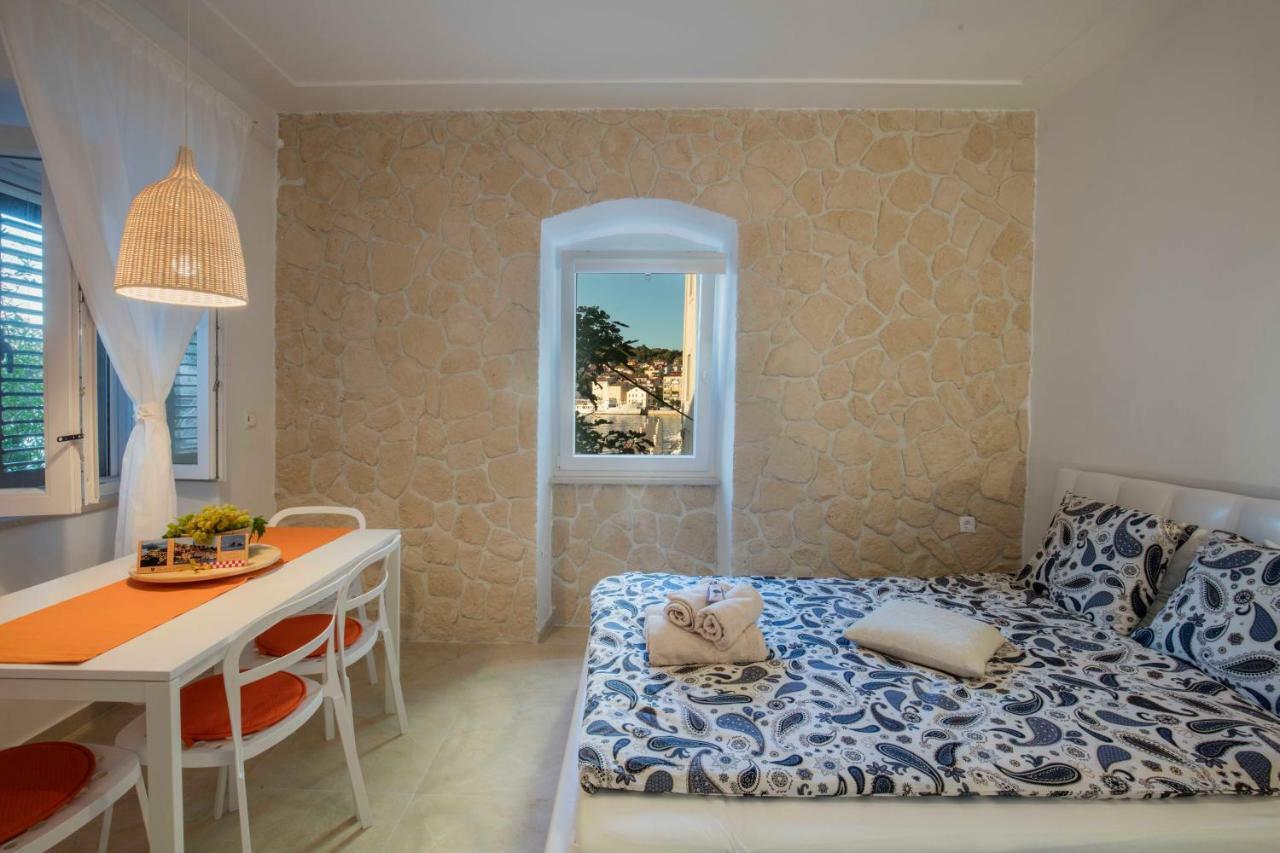Season4All Apartments Mali Losinj Exterior photo